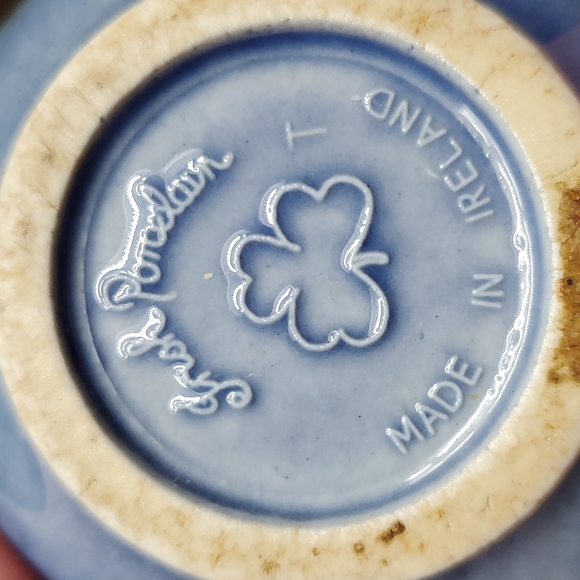 Set of 2 Irish porcelain butter pat dishes - Picture 3 of 5